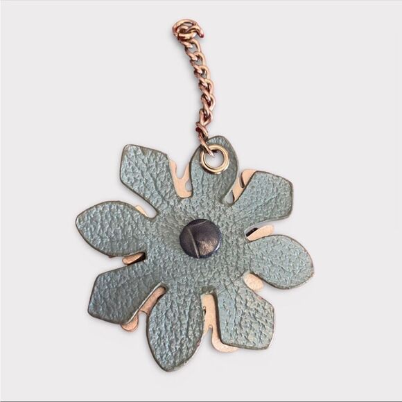 3/$15 Handmade Leather Snowflake Keychain - Picture 3 of 5